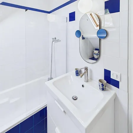 Maison Pour 8 - Piscine Chauffee - 800m De La *
